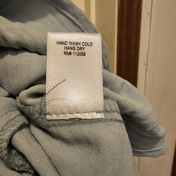 EUC Zenana Ruffled Top - L - Picture 6 of 6